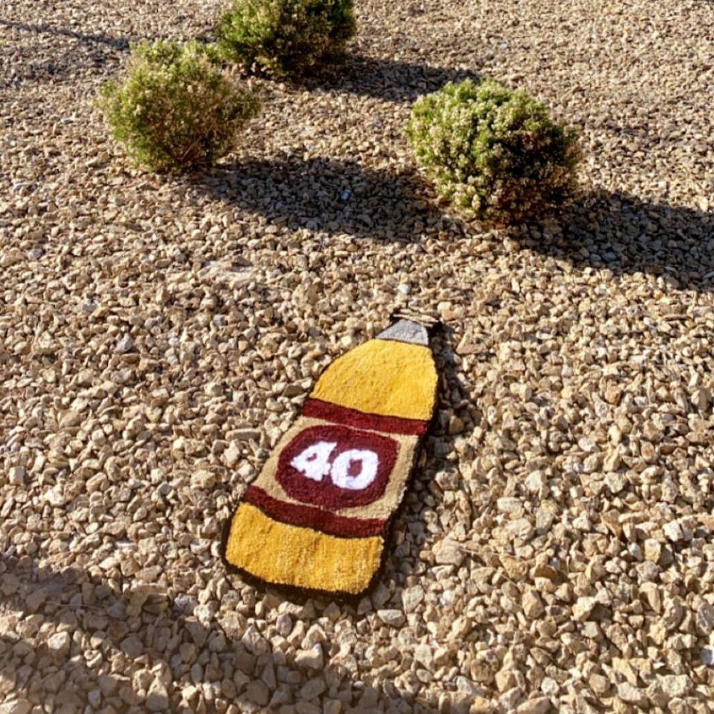 RUG CUSTOM HAND MADE 40 Oz
